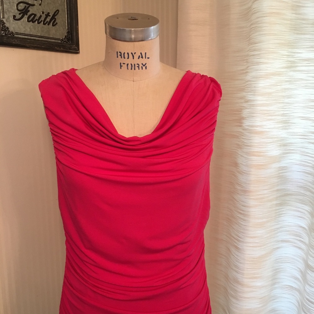 Carmen Marc Valvo Hot Pink Pullover - Picture 3 of 7